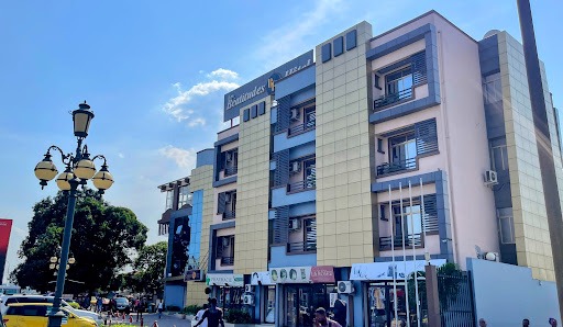 Metropolitan Office Tower